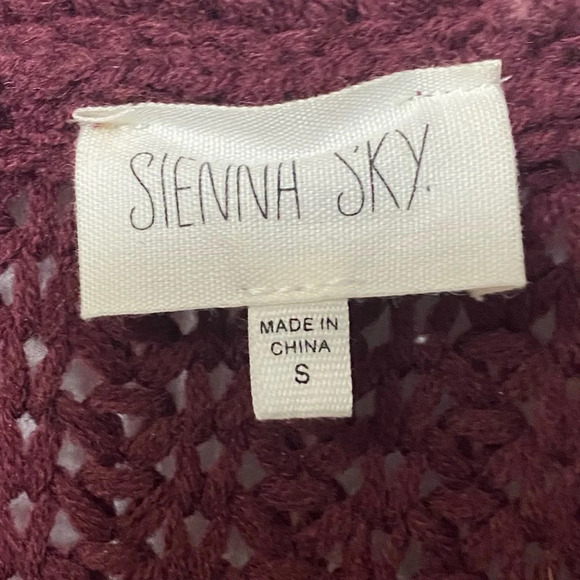 Sienna Sky long sleeve knitted cardigan size small - Picture 4 of 9
